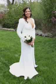Just a stunning dress! Super flattering (smooths and accentuates curves). Perfect for a black tie event. I'm usually a size US 6 or 8 and bought M and L to try both. M ended up fitting perfectly; no alterations or adjustments needed!